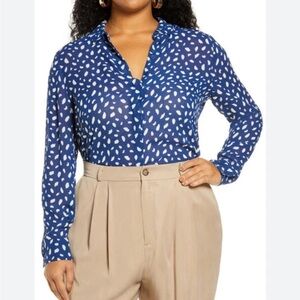 REFORMATION VIOLET PRINT BLOUSE IN MORAY BLUE PRINT